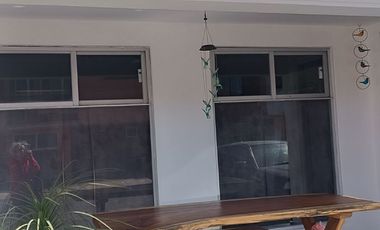 METEPEC, EDOMEX CASA EQUIPADA PARA EJECUTIVOS  DENTRO DE FRACCIONAMIENTO CON EXCELENTE UBICACION