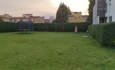 METEPEC, EDOMEX CASA EQUIPADA PARA EJECUTIVOS  DENTRO DE FRACCIONAMIENTO CON EXCELENTE UBICACION