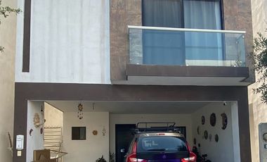 Casa en Renta en Cumbres Provenza