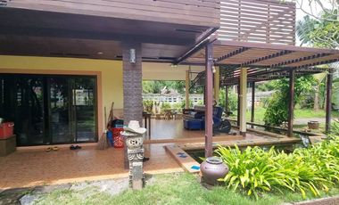 Beautiful house for sale Nearly Laem Son Beach, size 700 sq w. Modern classic style house, 80 sq m., near Land Bridge Chumphon project 13 km., price 9