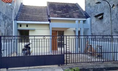 Rumah Murah Siap Huni di Western Village Pondok Benowo Indah Surabaya Barat