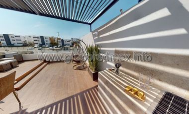 Casa en venta en Los Robles Zibata II, El Marques, Queretaro