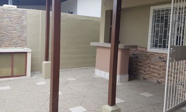 Las Dunas, Salinas -Se vende casa vacacional amoblada