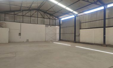 Bodega en Renta de 420m2 Av. Pedregal, La Colina $40,000