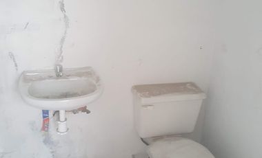 BODEGA EN VENTA EN SAN CRISTOBAL HUICHOCHITLAN TOLUCA MEX.