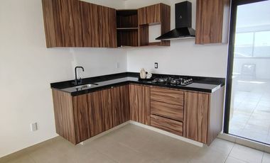 CASA EN VENTA CON ROOG GARDEN Y ALBERCA EN YECAPIXTLA