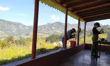 VENDO FINCA DE TRABAJO EN SAN CRISTÓBAL MEDELLÍN ANTIOQUIA COLOMBIA.