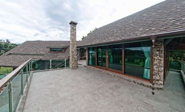 Architect Designed Beautiful luxury home in Pai