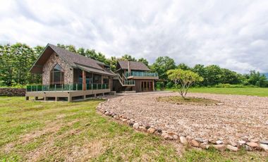Architect Designed Beautiful luxury home in Pai