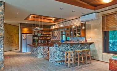 Architect Designed Beautiful luxury home in Pai
