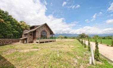 Architect Designed Beautiful luxury home in Pai