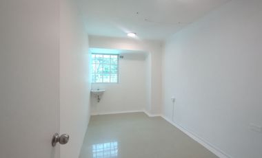 Oficina en arriendo en Granadillo.
