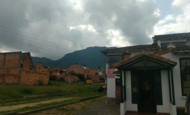 VENTA O PERMUTA  CASA EN SESQUILE