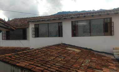 VENTA O PERMUTA  CASA EN SESQUILE