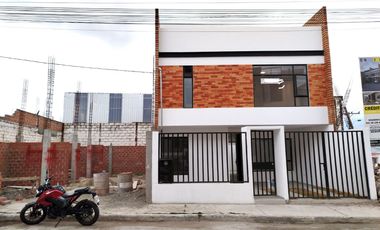 SE VENDE EN PREVENTA CASAS A ESTRENAR DE 3 HABITACIONES, SUR DE LOJA, CREDITO VIP, PRECIO DE OPORTUNIDAD