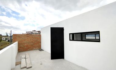 SE VENDE EN PREVENTA CASAS A ESTRENAR DE 3 HABITACIONES, SUR DE LOJA, CREDITO VIP, PRECIO DE OPORTUNIDAD