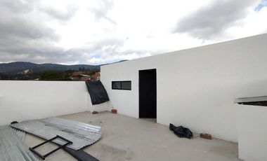 SE VENDE EN PREVENTA CASAS A ESTRENAR DE 3 HABITACIONES, SUR DE LOJA, CREDITO VIP, PRECIO DE OPORTUNIDAD
