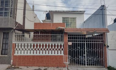 Casa en venta en el  Fracc.Hipico en Veracruz, Ver.