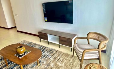 Best Value! Penthouse corner unit, fully-furnished, move-in ready with a fantastic view of Laguna Lake