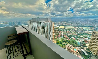 Best Value! Penthouse corner unit, fully-furnished, move-in ready with a fantastic view of Laguna Lake