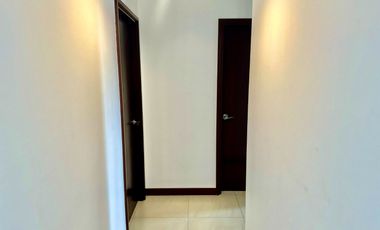 Best Value! Penthouse corner unit, fully-furnished, move-in ready with a fantastic view of Laguna Lake