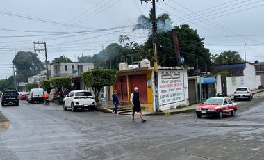 RENTO EN CATEMACO, VERACRUZ TERRENO COMERCIAL DE 600 M2 EN AVENIDA PRINCIPAL EN ESQUINA