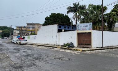 RENTO EN CATEMACO, VERACRUZ TERRENO COMERCIAL DE 600 M2 EN AVENIDA PRINCIPAL EN ESQUINA