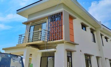 RFO 4- bedroom single attached house and lot for sale in Woodway Townhomes Talisay City