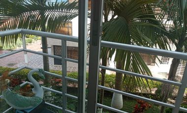 VENDO APARTAMENTO CON PARQUEADERO Y DEPOSITO