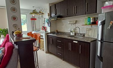 VENDO APARTAMENTO CON PARQUEADERO Y DEPOSITO
