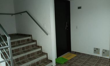 VENDO APARTAMENTO CON PARQUEADERO Y DEPOSITO