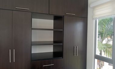 VENDO APARTAMENTO CON PARQUEADERO Y DEPOSITO