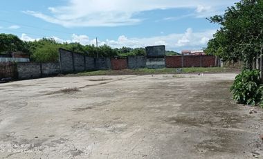 Edificio Rentero  en Venta en Chone Vía Quito