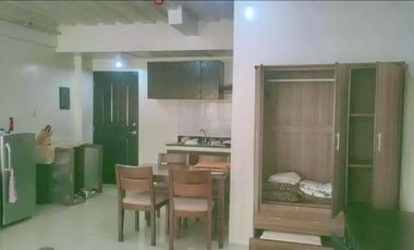 Fully Furnished Studio Type Condo Unit near Airport