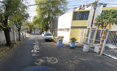 ¡REMATE!! ¡¡BELLA CASA EN UNA DE LAS MEJORES ZONAS DE LA ALCALDÍA COYOACAN