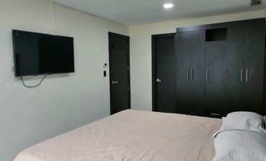 Suite amueblada de alquiler el Edificio Quo, 1 parqueo, sector Mall del Sol