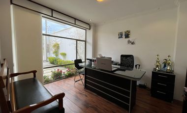 Casa en venta de lujo cerca a Solca