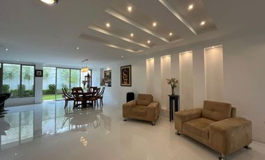 Casa en venta de lujo cerca a Solca