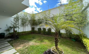 Casa en venta de lujo cerca a Solca