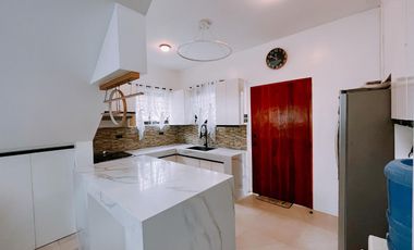 HOUSE IN BLUE MOUNTAINS FOR SALE