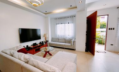 HOUSE IN BLUE MOUNTAINS FOR SALE