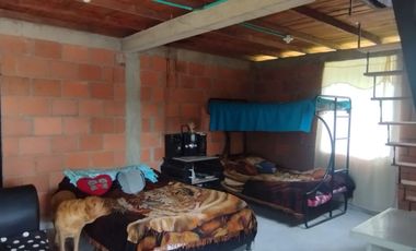 Casa campestre en venta en Alcala