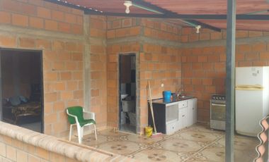 Casa campestre en venta en Alcala