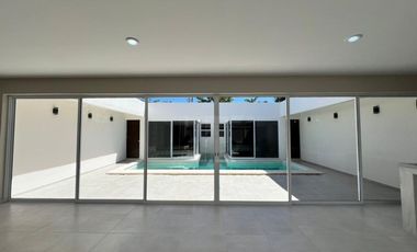 Casa con alberca privada, Jardín, cochera eléctrica, San Gervasio, Cozumel