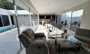 Casa con alberca privada, Jardín, cochera eléctrica, San Gervasio, Cozumel