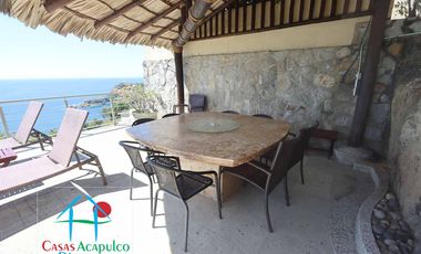 Casa en renta vacacional con alberca privada y vista al mar. 10 personas