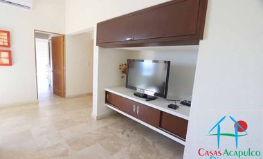 Casa en renta vacacional con alberca privada y vista al mar. 10 personas