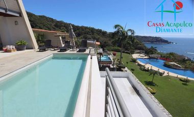 Casa en renta vacacional con alberca privada y vista al mar. 10 personas