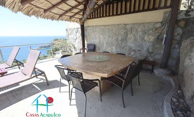 Casa en renta vacacional con alberca privada y vista al mar. 10 personas