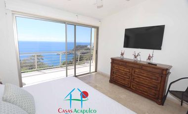 Casa en renta vacacional con alberca privada y vista al mar. 10 personas